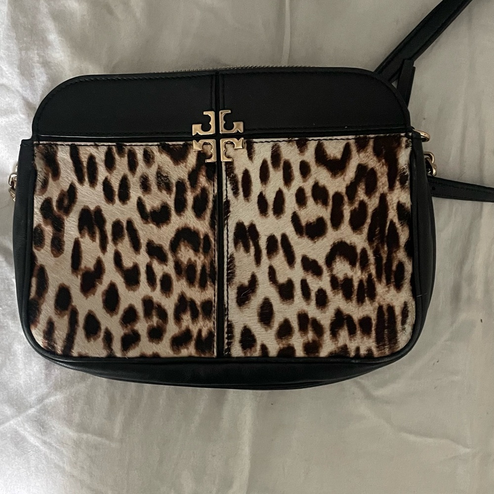 Tory burch leopard crossbody/shoulder bag